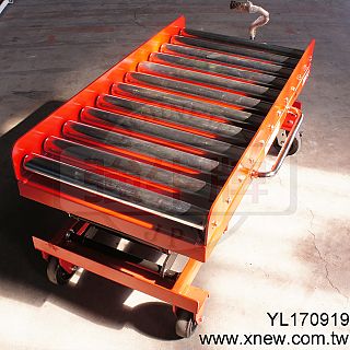 油壓升降台車加自由滾筒